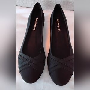 Womens Laundry By Shelli Segal Elegant Black Wedge Flats